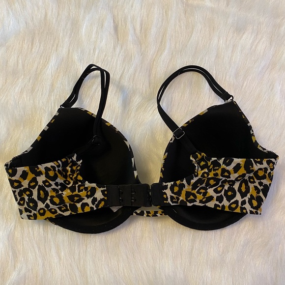 Vintage Victoria’s Secret Size 32D Leopard Bra - Picture 5 of 9